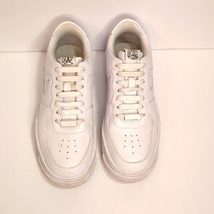 Nike Air Force Women Size 7.5 White